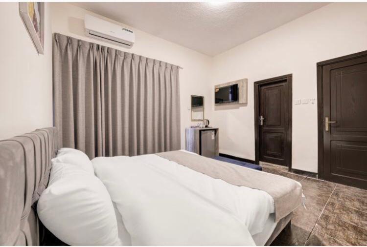 Hotel Magic Aqaba Exterior photo